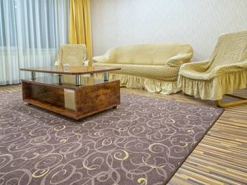 Фото номера Люкс, вид на сад Отель Hotel Emi г. Mihail Kogălniceanu 3